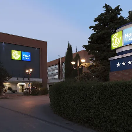 & ホテル フォリーニョ