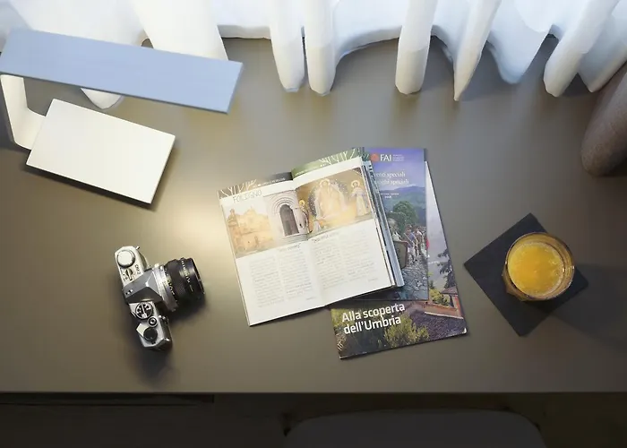 & フォリーニョ